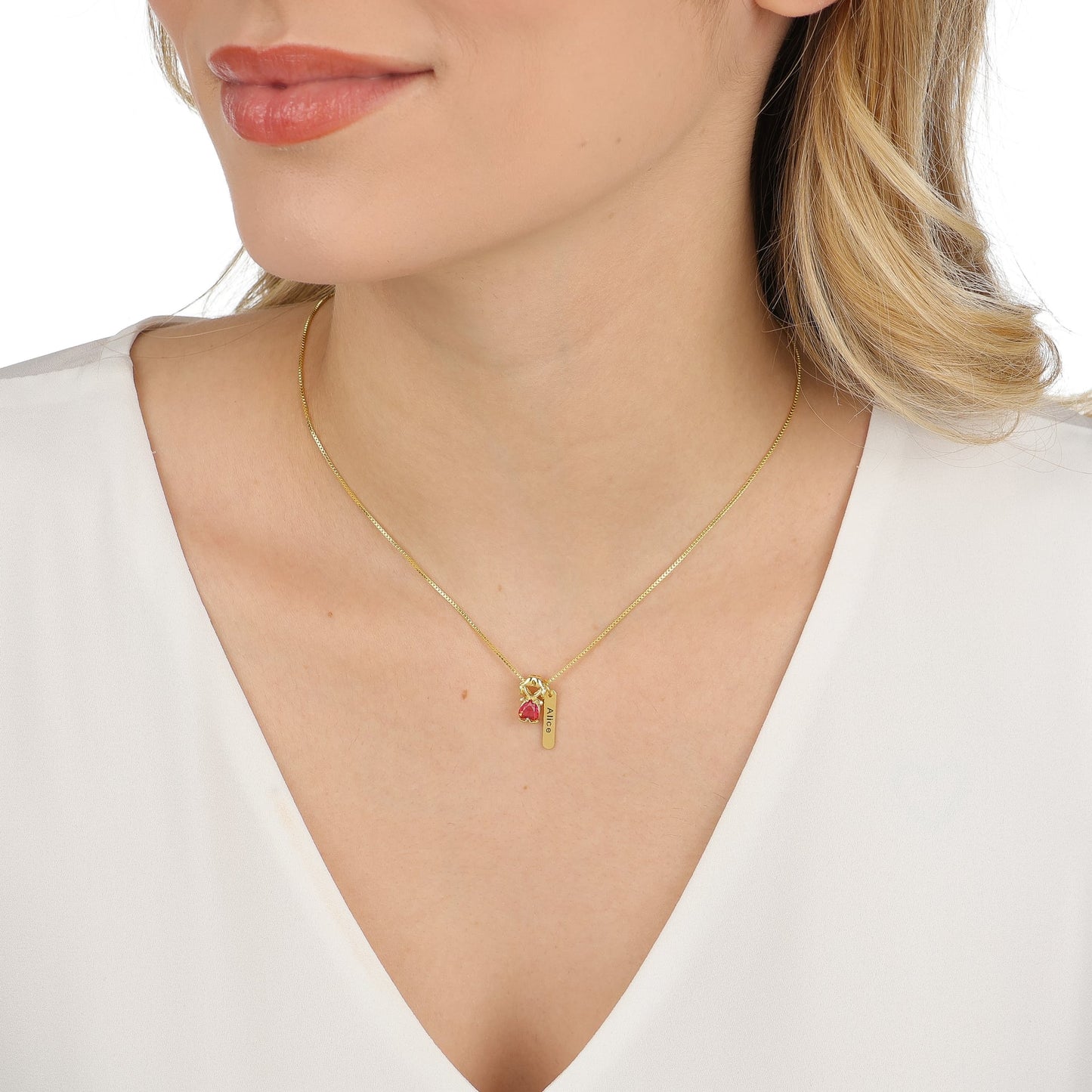 COLAR MENINA RUBI + PLAQUINHA DE NOME OURO 18K