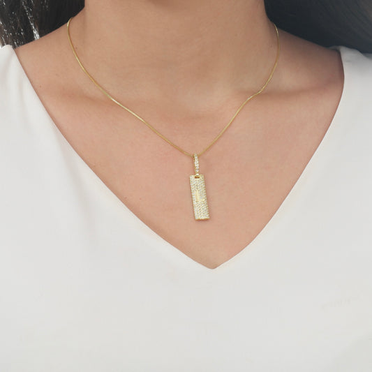 COLAR LETRA ZIRCÔNIAS TUBINHO OURO 18K